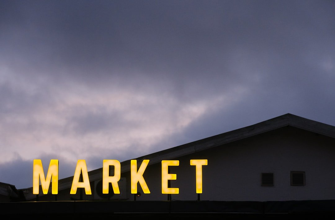 A sign that reads market on top of a building